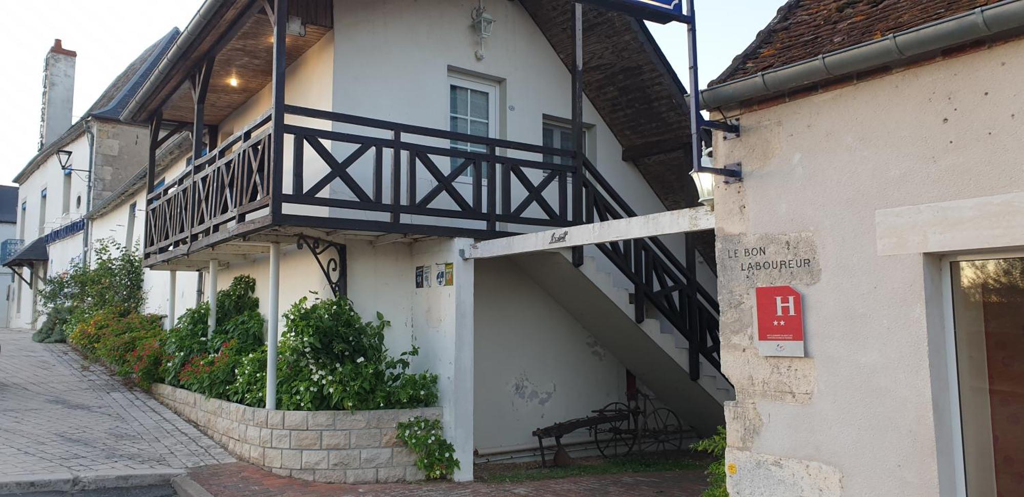 Hotel Le Bon Laboureur Ла-Шаріте Екстер'єр фото