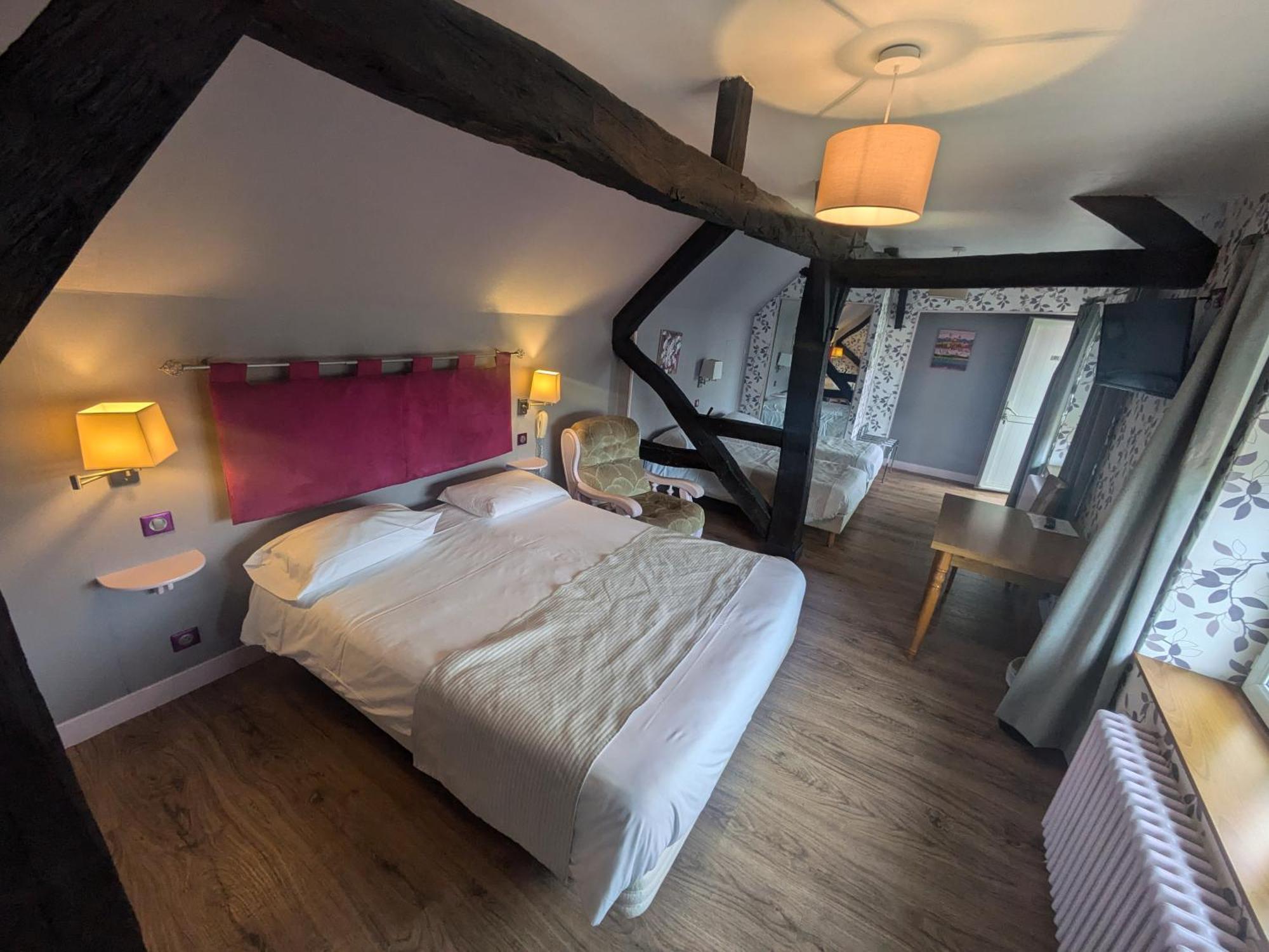 Hotel Le Bon Laboureur Ла-Шаріте Екстер'єр фото