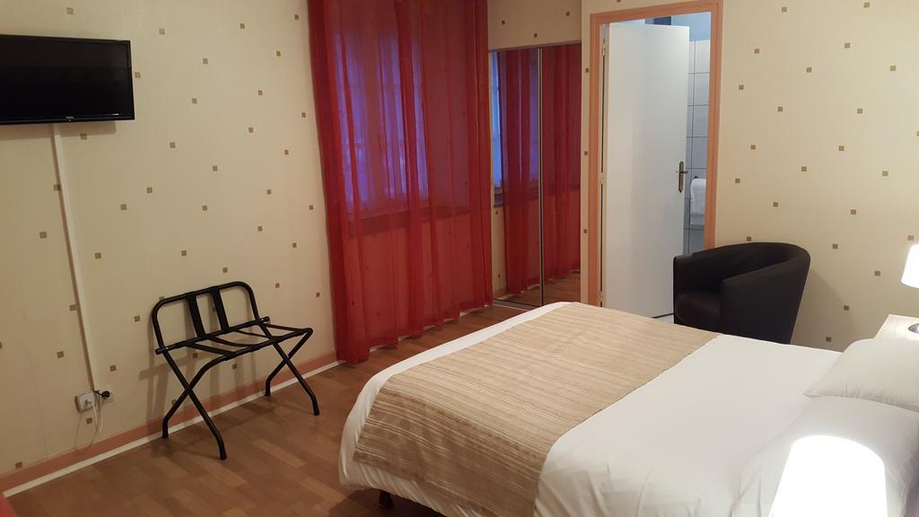 Hotel Le Bon Laboureur Ла-Шаріте Екстер'єр фото